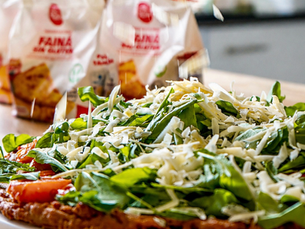 Fainá con Rúcula y Parmesano