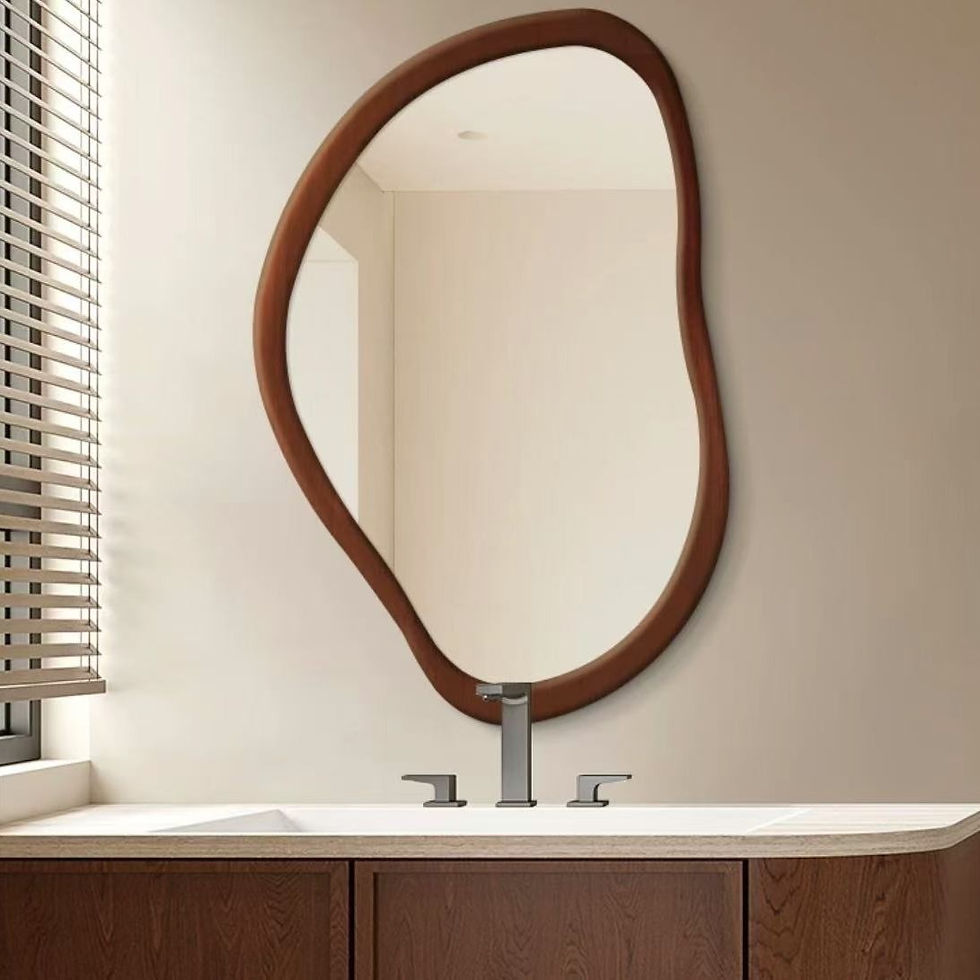 Thumbnail: Vintage Round Decorative Wall Mirror