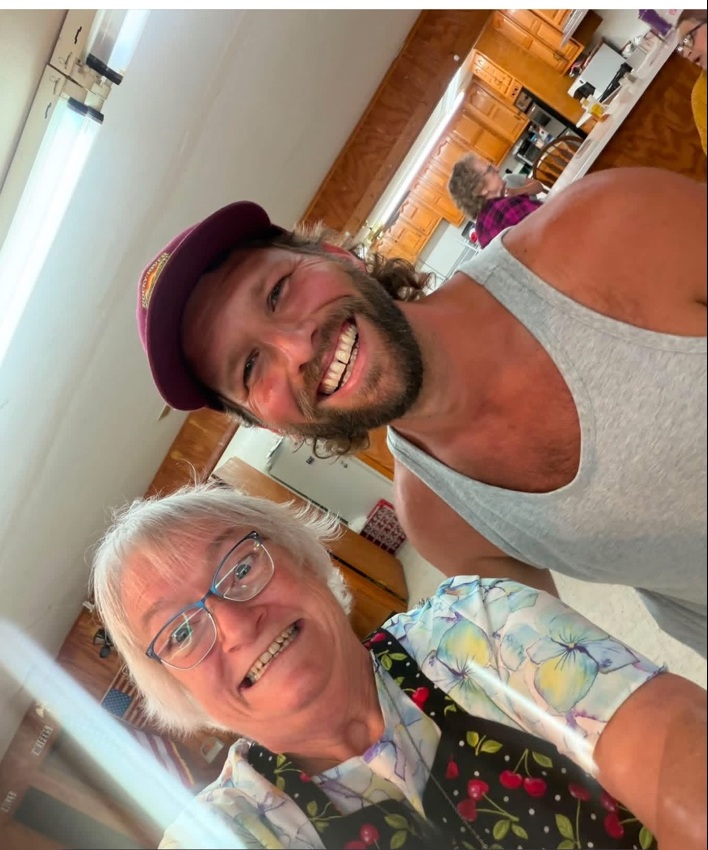 Dustin and Julie smiling together at the VFW.