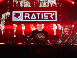 Do concreto ao litoral: Ratier desenha um Carnaval em três atos entre São Paulo e Santa Catarina