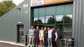 BMB runs AdhFix training day with UK veterinary surgeons at Vita Referrals