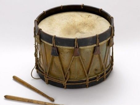 Donnez la main à un jeune chanteur plein d’avenir !