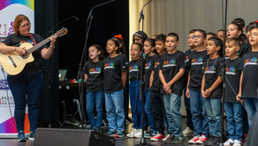 Jóvenes crean jingles de radio como parte de proyecto de prevención