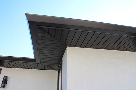 soffits-fascia-and-angle-face-gutters-in-dark-bronze-aluminum-long-beach-a-plus-gutter-sys
