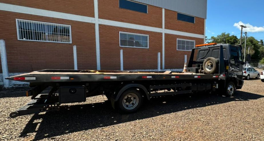 Miniatura: Ford Cargo 816