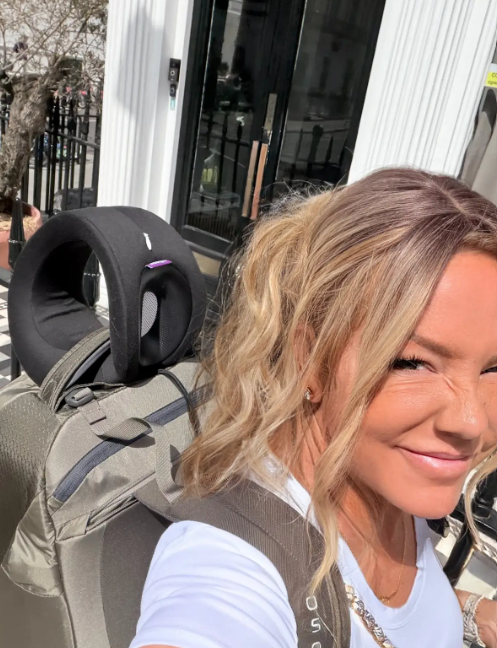 Just me and all my luggage. A backpack!