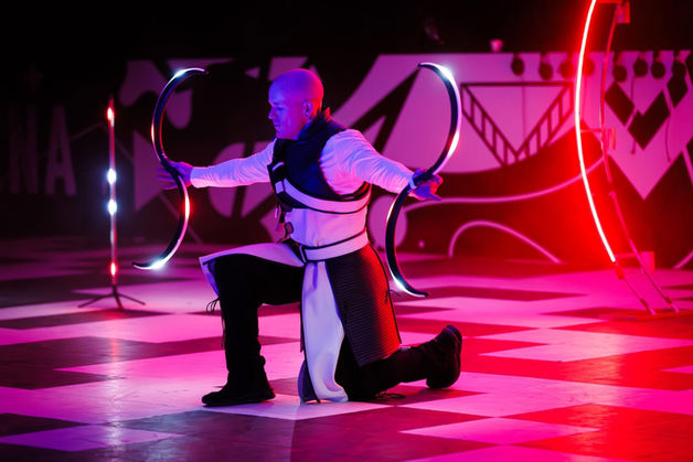 mathiou spectacles, spectacle pour mariage, feu, lumineux, coeur de feu, show lumineux, pyrotechnie, mathiou spectacles en belgique