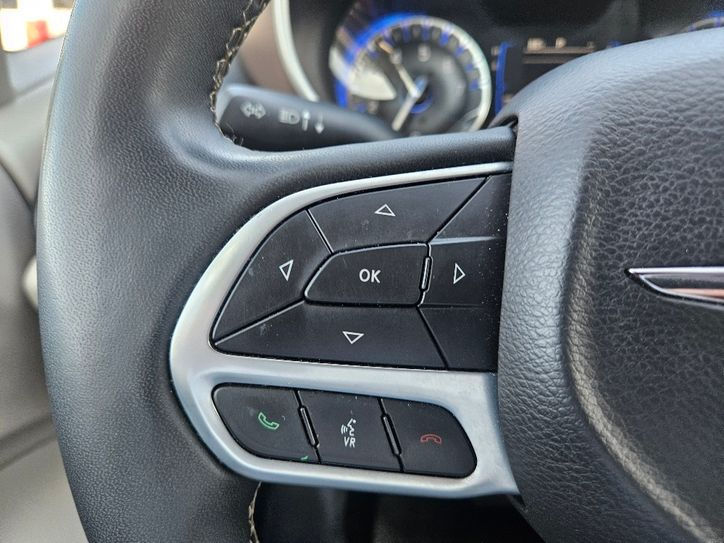 Thumbnail: 2022 Chrysler Voyager Lx #3791
