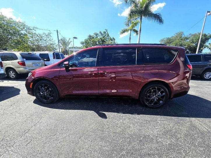 Thumbnail: 2023 Chrysler Pacifica Touring L#8025