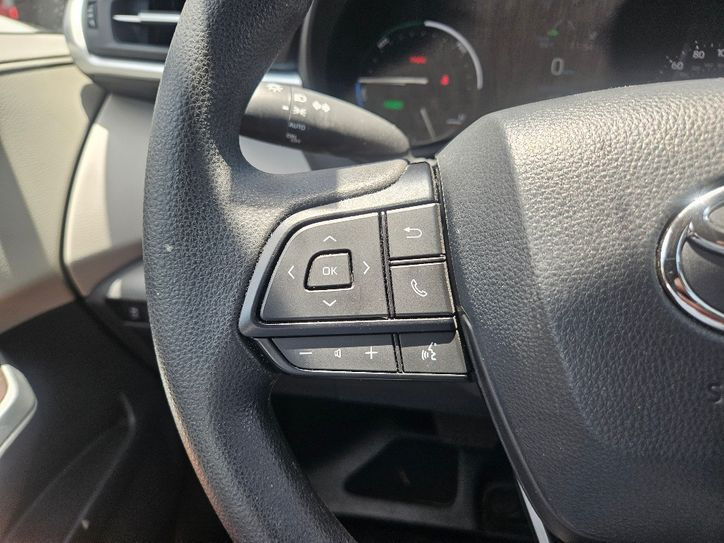Thumbnail: 2024 Toyota Sienna Hybrid LE #6383