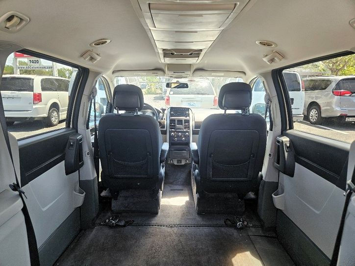 Thumbnail: 2010 Dodge Grand Caravan Sxt #7691