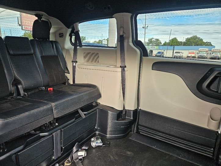 Thumbnail: 2019 Dodge Grand Caravan Sxt #1520