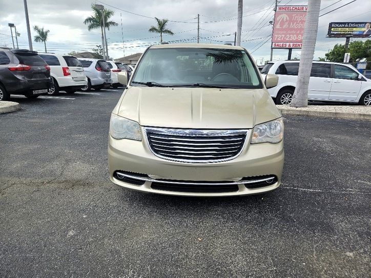 Thumbnail: 2011 Chrysler Town And Country Touring #1802