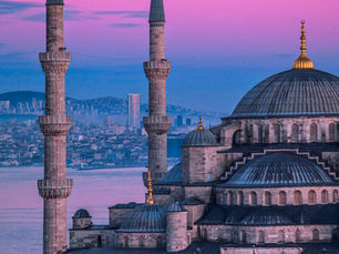 ✈️ Stopover in IST Airport? We've Got You Covered: Istanbul in Just a Few Magical Hours
