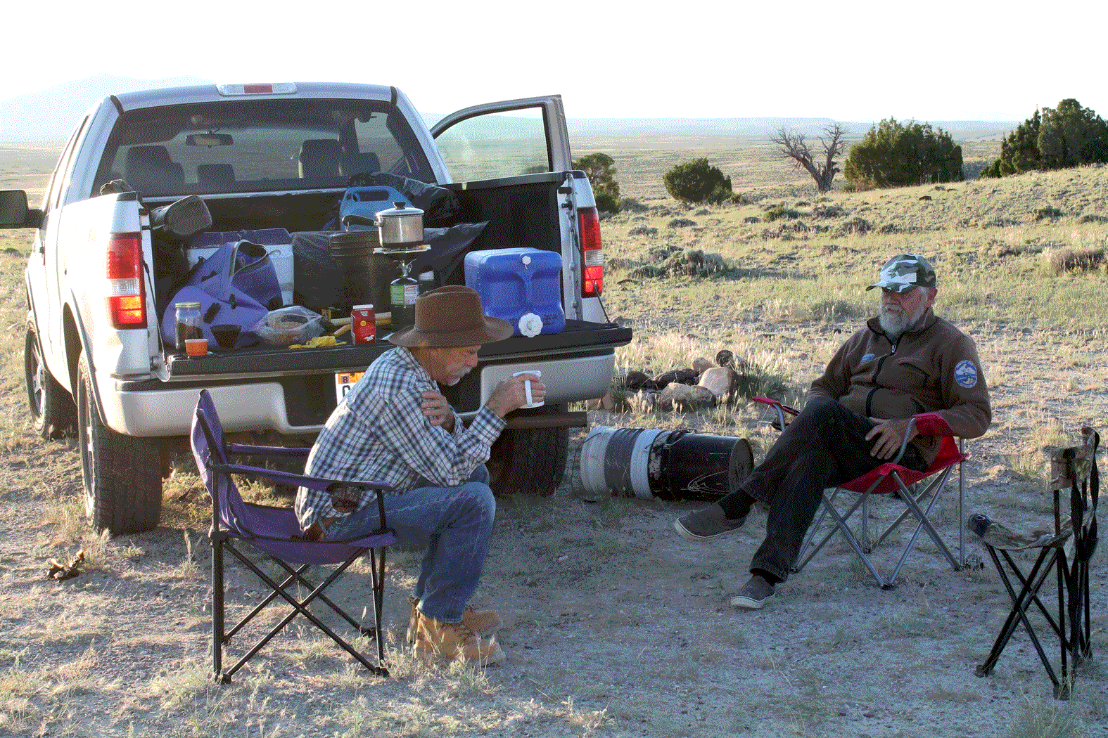 Tiger-chert-field-camp.gif