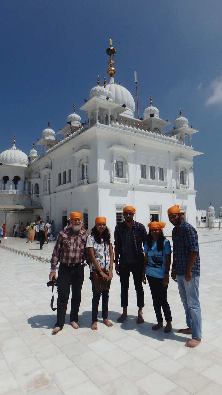 Gurudwara-Takht-Sri-Keshgarh-Sahib.gif