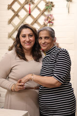 Fun flower workshop for two in Manchester, perfect day out idea for couples,besties, friends and mother! and daughters!