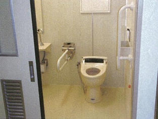 多目的トイレ新設