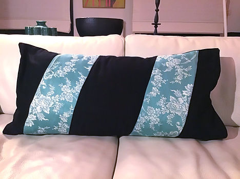 Parure noir et vert-Rectangle_edited.jpg