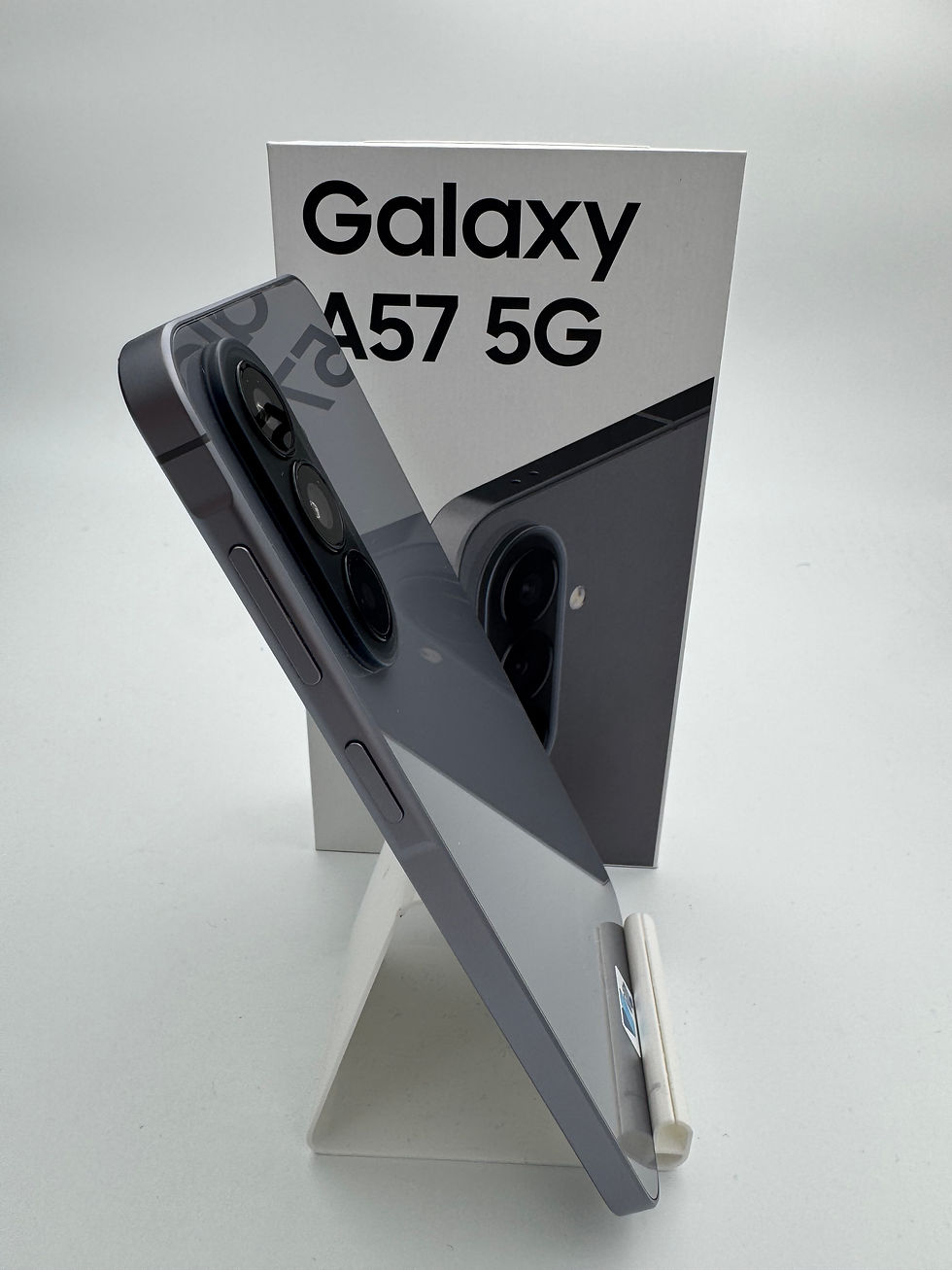Miniatură: Samsung Galaxy A57, Dual SIM, 8GB RAM, 128GB, 5G, Awesome GRAY /CA NOU