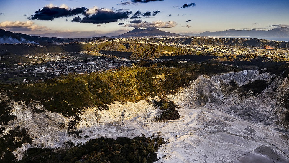 Pozzuoli sotto e n’goppa: Trek geologico alla scoperta dei Campi Flegrei