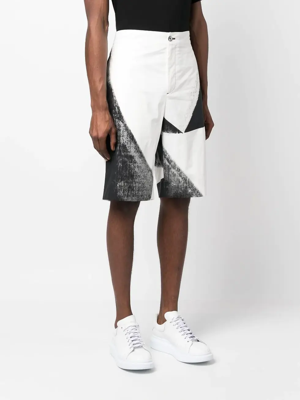 Thumbnail: Alexander McQueen Abstarct-Print Cotton Bermuda Shorts