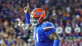 Florida Gators: Stand Back And Let The Big Aircraft Carrier Eat. How "Big Des" Inspired His Team.