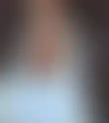 סט שרשראות יוקרתי המורכב משתי שרשראות משלימות  . פז בק