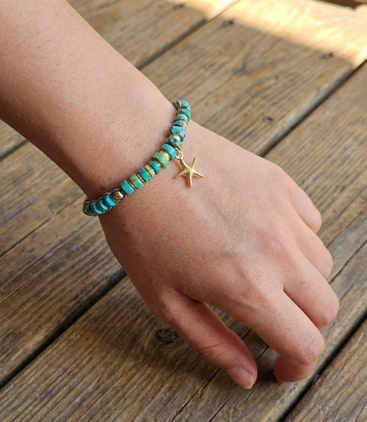 צמיד יוניסקס חצי ארוג טורקיז טבעי וכוכב ים בגימור זהב