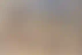 שרשרת יוניסקס ייחודית המשלבת אבני חן בגוונים שונים מעצבת פז בק