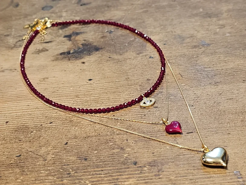 סט שלוש שרשראות עשויוית חרוזי קריסטל ,גולד פילד וציפוי זהב 14 קרט