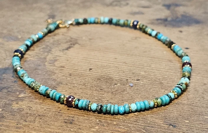 משולבת אבני טורקיז שונות,אבני רובי,אבני סודלייט,רינגים ציפוי זהב 14 קרט ובראס או כסף 925 עיצוב פז בק