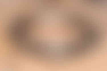 צמיד יוניסקס ארוג חוט שחור עם אלמנט צינור כסף 925 בסגנון עתיק וחבקי כסף 925.