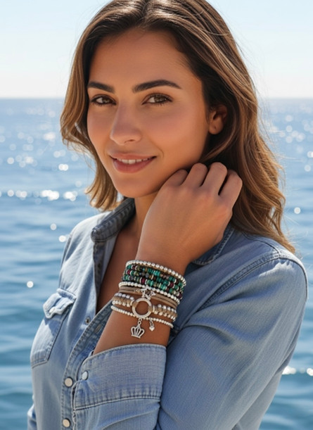 סט צמידים משולב אבני טורקיז טבעיות 4 מ"מ שונות בשילוב אבני רובי,אמטיסט,לברדורייט,גרנט,רינגים כסף 925 והמטייטס