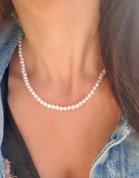 שרשרת פנינים קלאסית יוניסקס אלגנטיות נצחית בגימור כסף סטרלינג 925 מעצבת פז בק