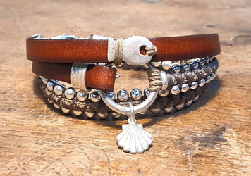 צמיד עור בשילוב כדורי כסף 925 ואלמנטים לבחירה מכסף 925 וא גולדפילד וציפוי זהב 14 קרט