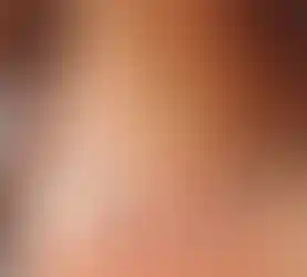 שרשרת אבני חן יוניסקס המעוצבת במראה יוקרתי מעצבת פז בק