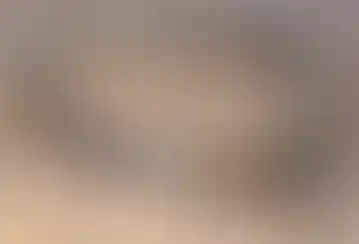 שרשרת מיוחדת ודומיננטית בעבודת יד, המשלבת מגוון אבני חן עשיר  - מעצבת פז בק