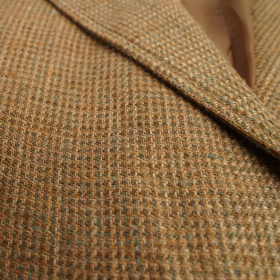 Thumbnail: Detail view of a luxury preowned Ralph Lauren Vintage Linen Blazer