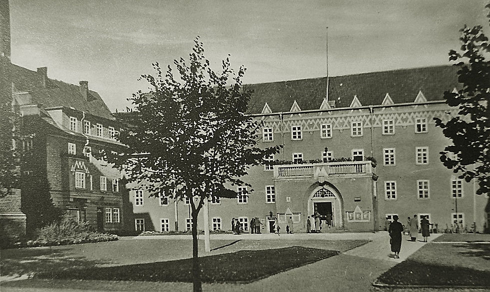 Widok budynku Ratusza w roku 1940