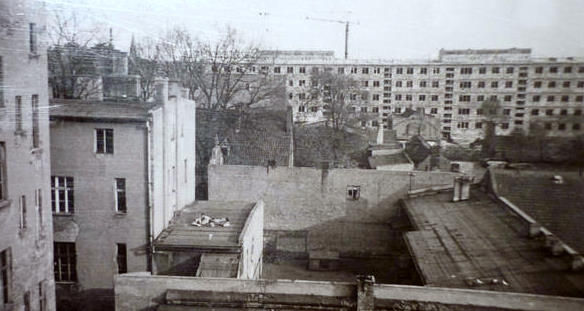 Widok budowanego bloku - lata 60-te