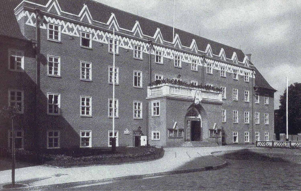 Widok budynku Ratusza w roku 1934