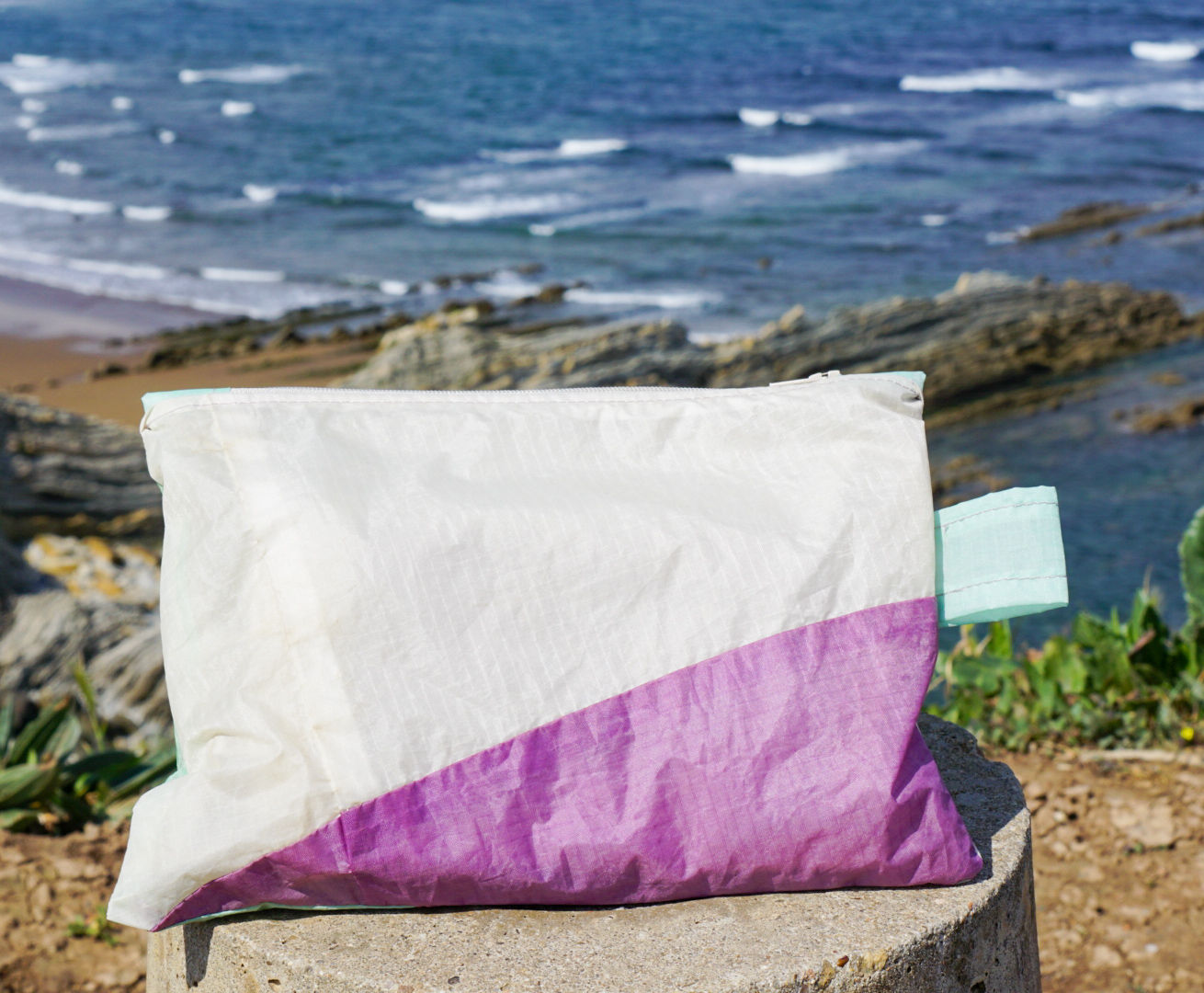 Parachute fabric pouch HEGAN