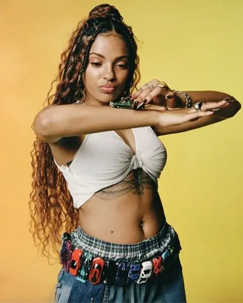 Samara Cyn Takes a Bold Turn with Detour
