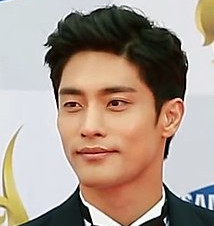 240px-Sung_Hoon_in_2016.jpg