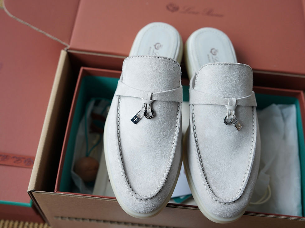 Miniature : Loro Piana 