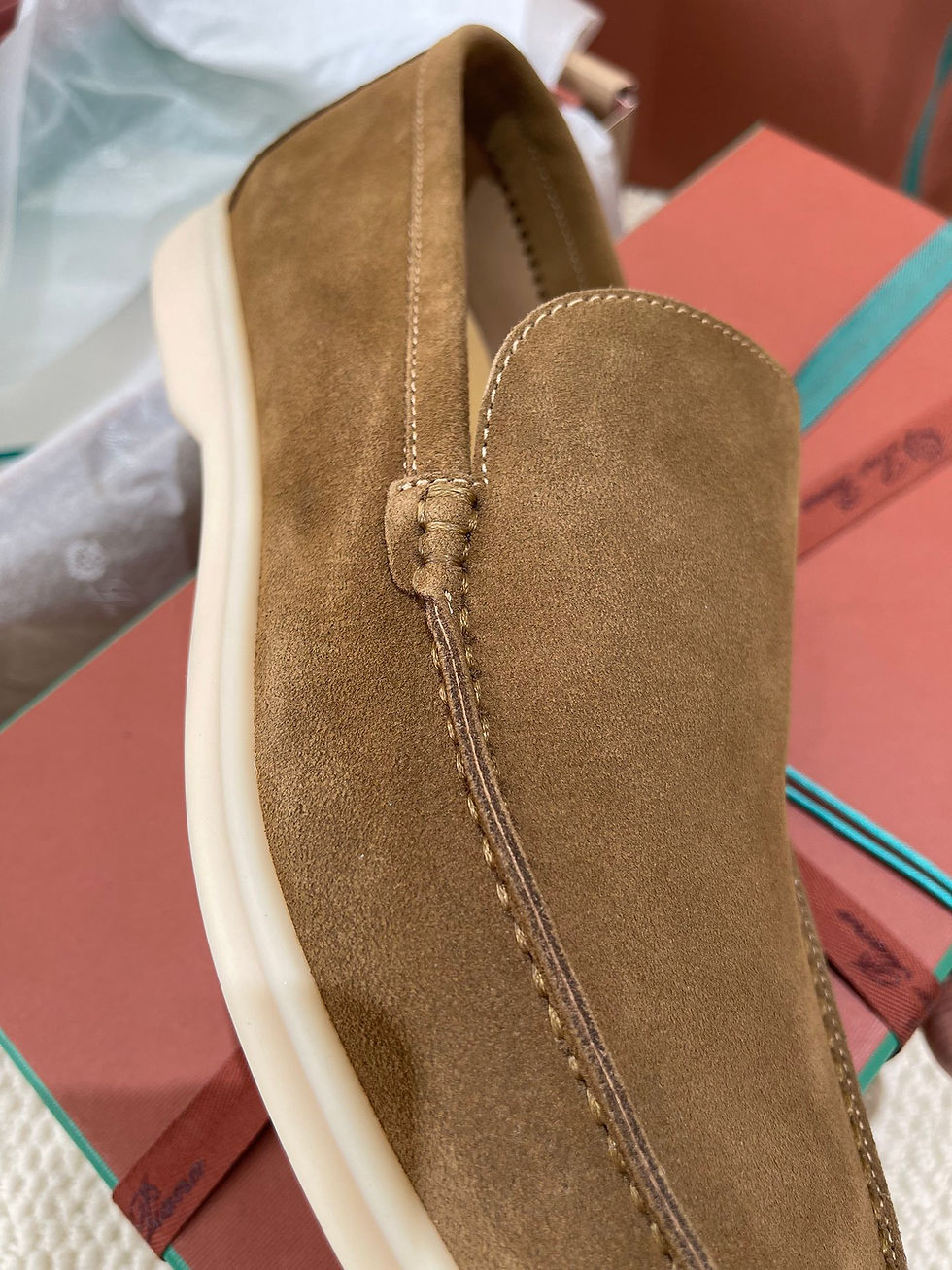 Thumbnail: Loro Piana 