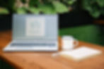 Tafel met laptop