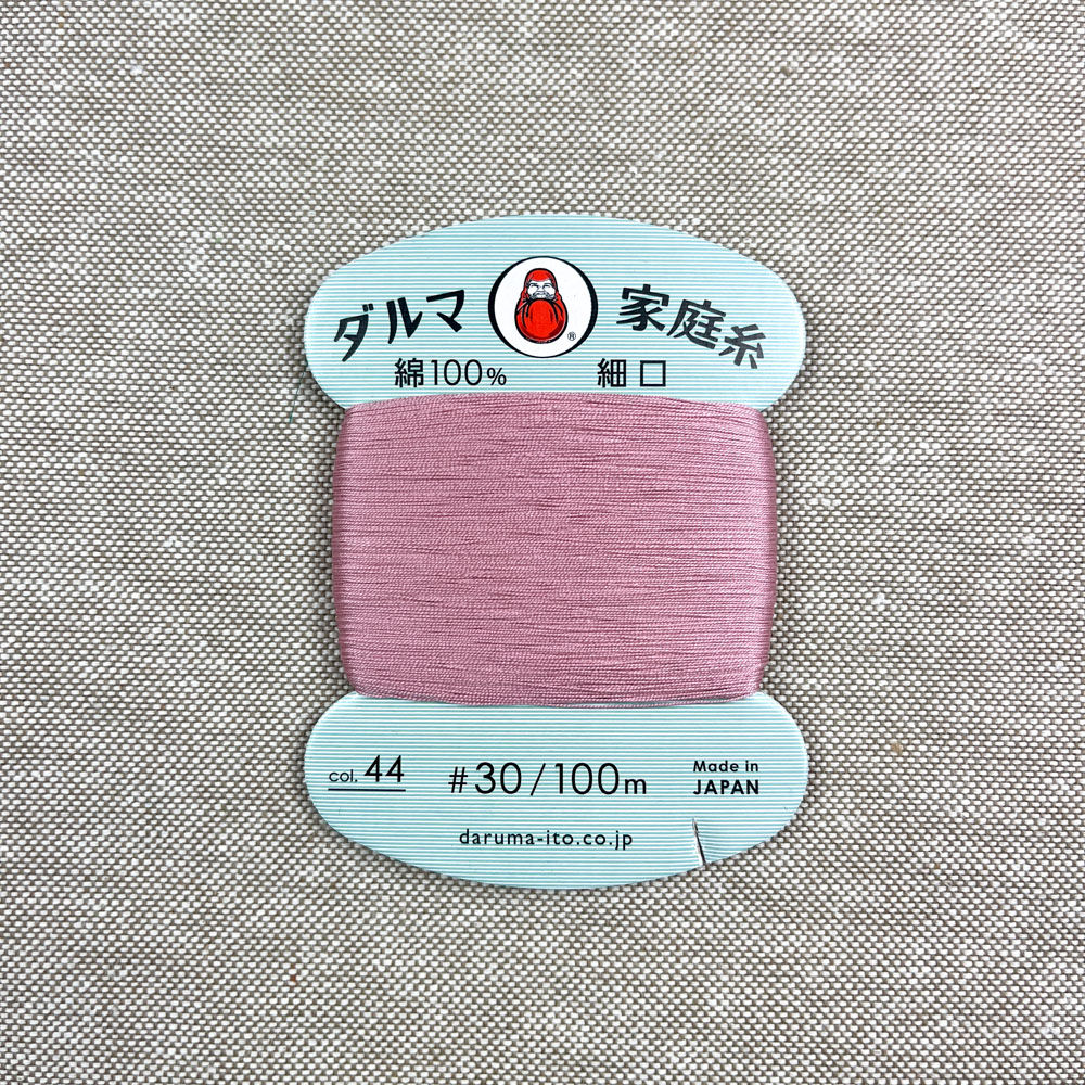 Rosa Daruma Sashiko Garn Stärke 30 – feines japanisches Stickgarn