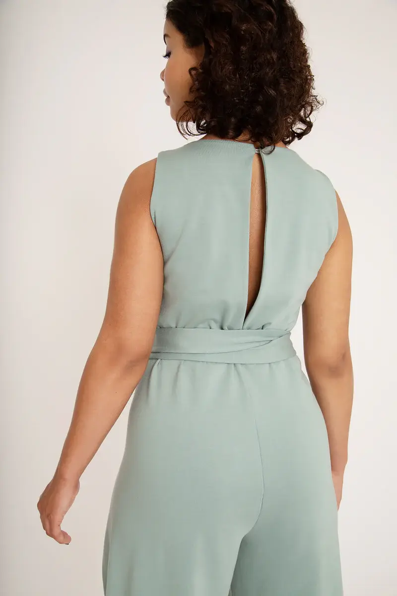 Miniaturbild: Kielo Wrap Dress & Jumpsuit von Named